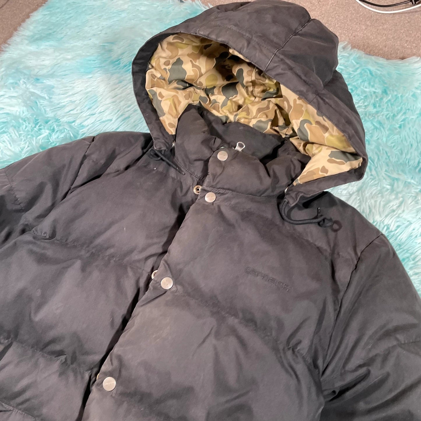 Black Carhartt Puffer Jacket Camo Lining - Medium