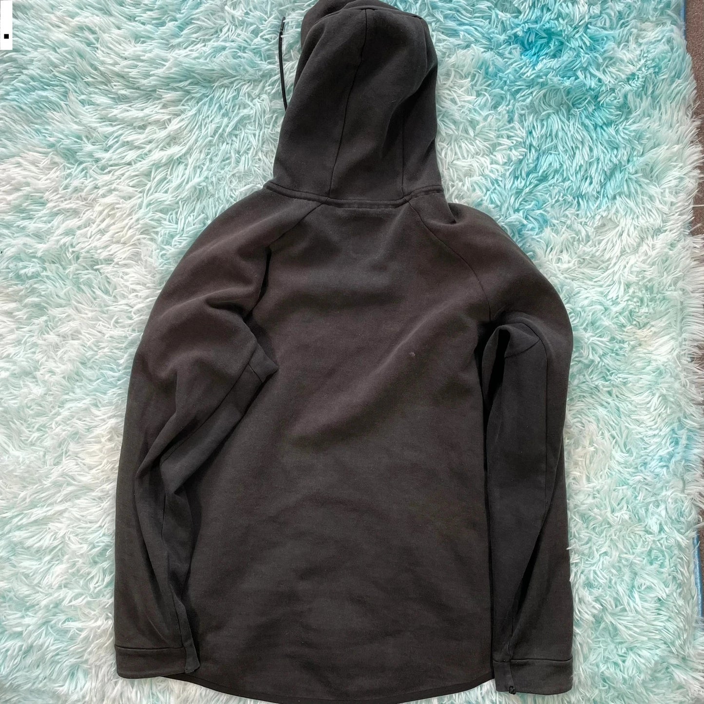 Black Nike Tech Fleece Hoodie - Medium