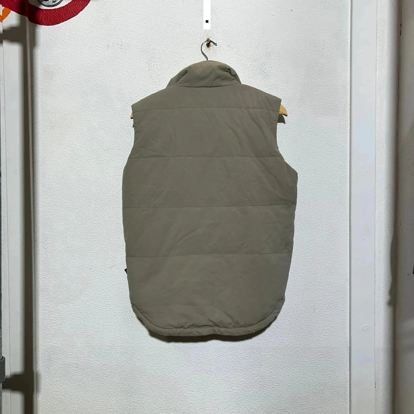Beige Helly Hansen Puffer Jacket Gilet - XS