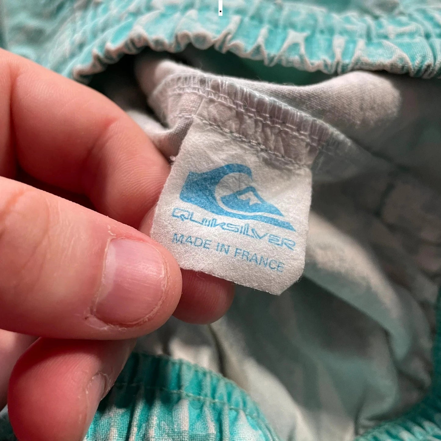 Vintage 80s Turquoise Quiksilver Shorts Funky Surfwear Print - L