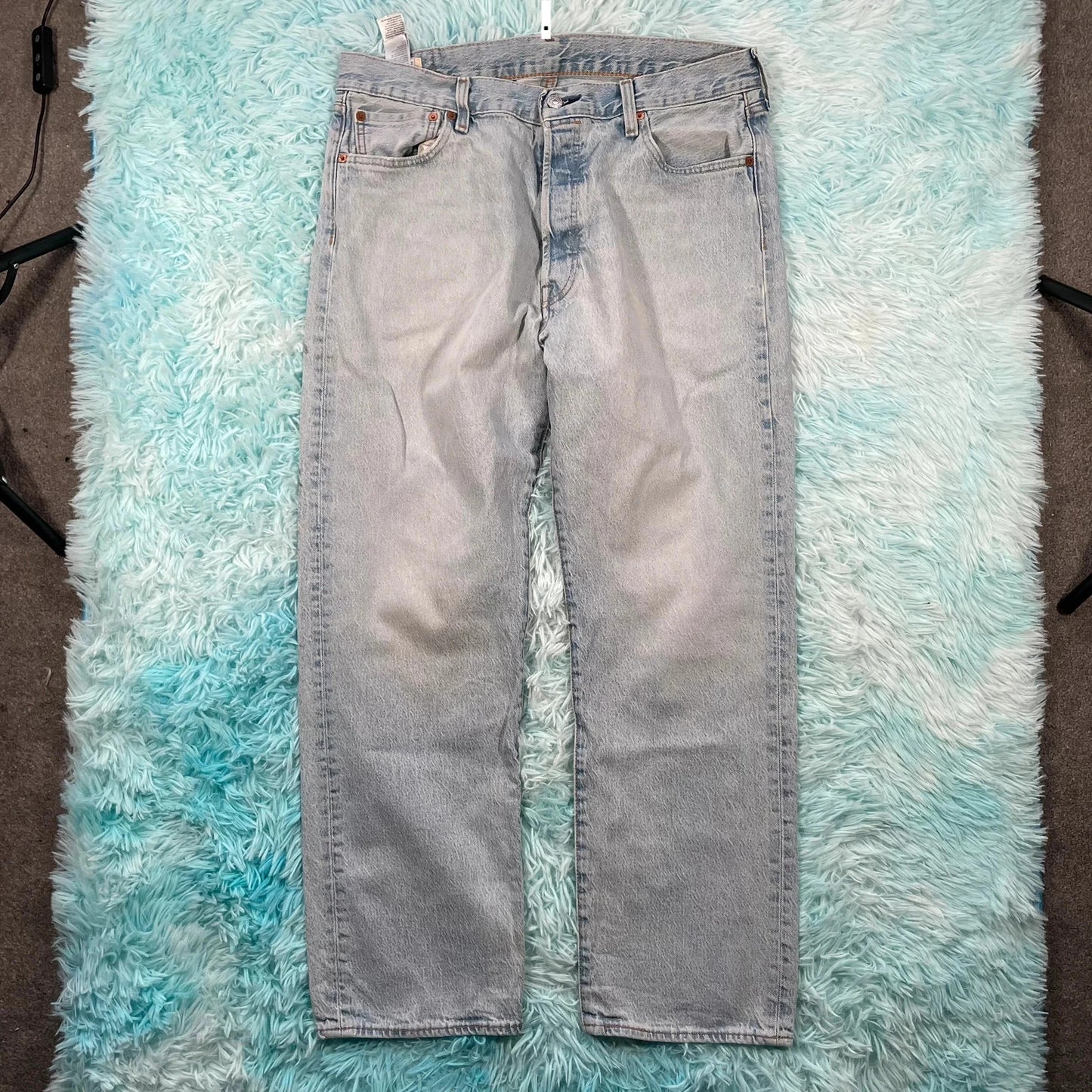 Vintage Levi’s 501 Jeans Lightwash Straight Leg - 36W 30L