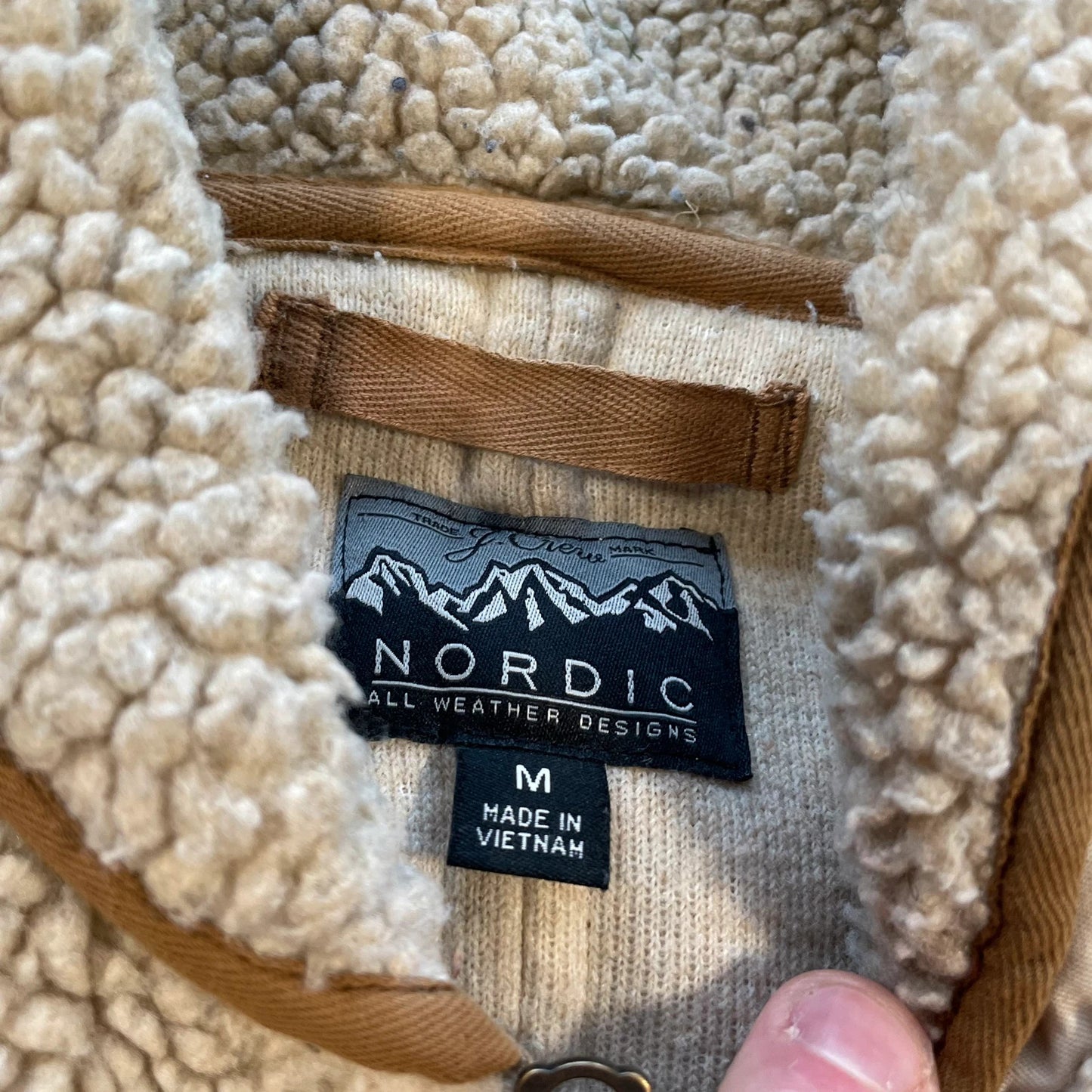 Beige Nordic Sherpa Fleece Jacket - Medium