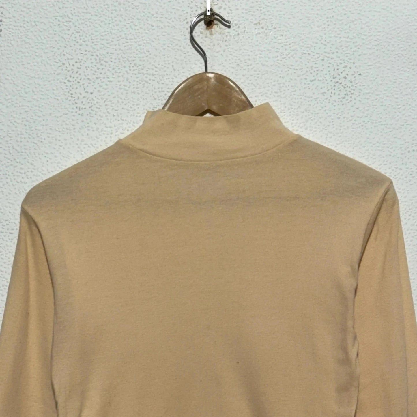 Vintage Beige 90s Mock Neck T Shirt - Small