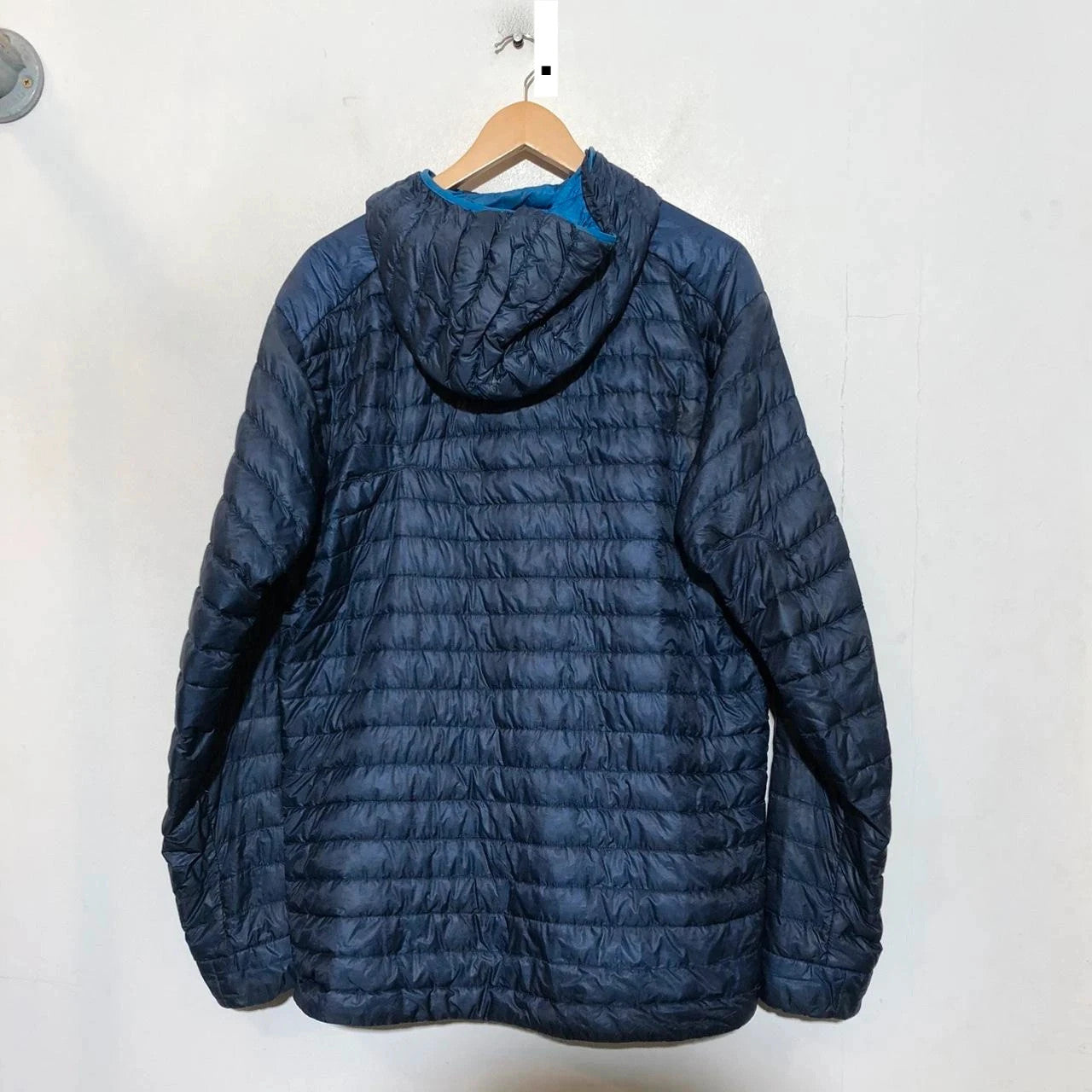Navy Arc’teryx Puffer Jacket Coat Cerium SL Hoody - Large