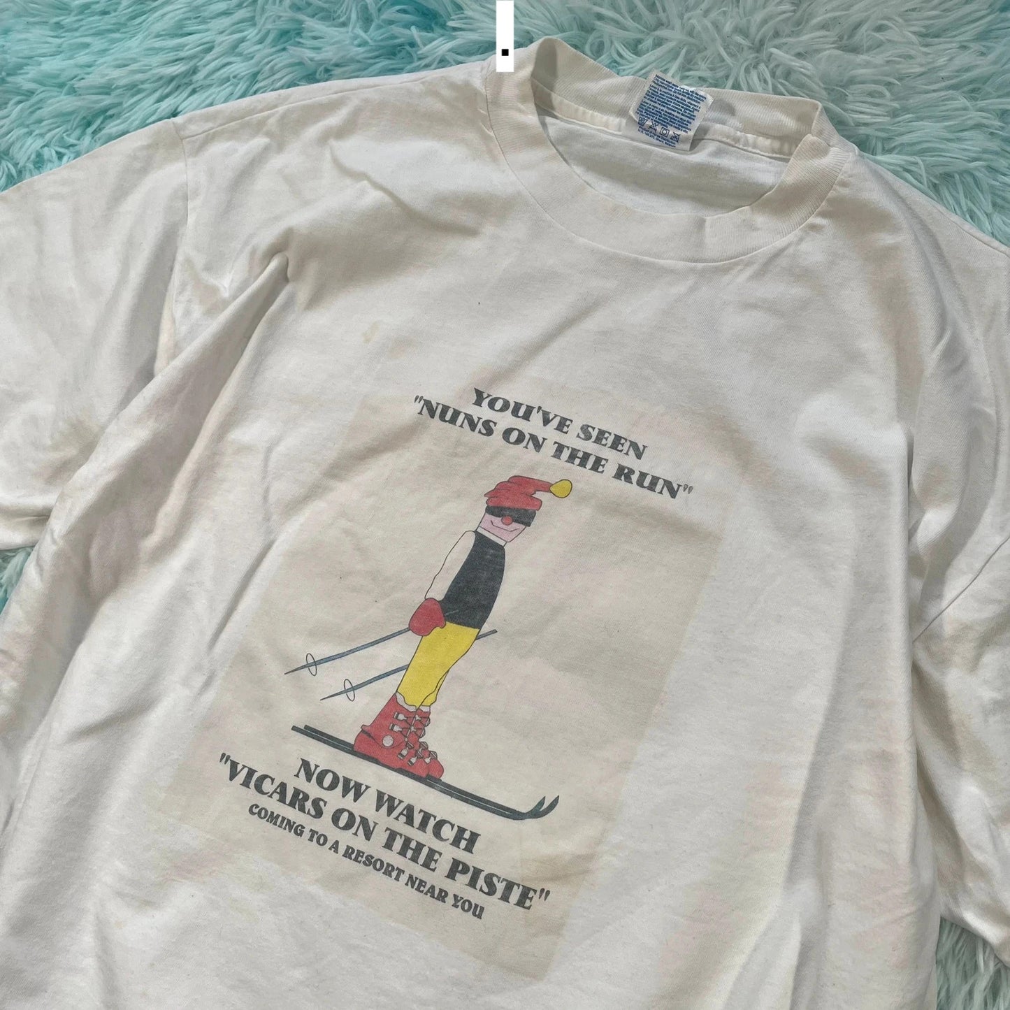Vintage 90s White Skiing Vicars on the Piste Graphic T Shirt - XL