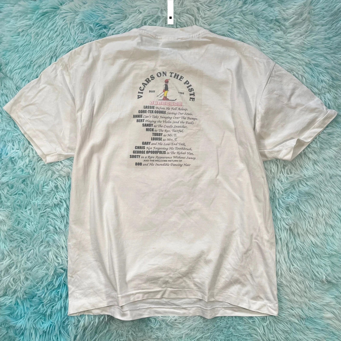 Vintage 90s White Skiing Vicars on the Piste Graphic T Shirt - XL