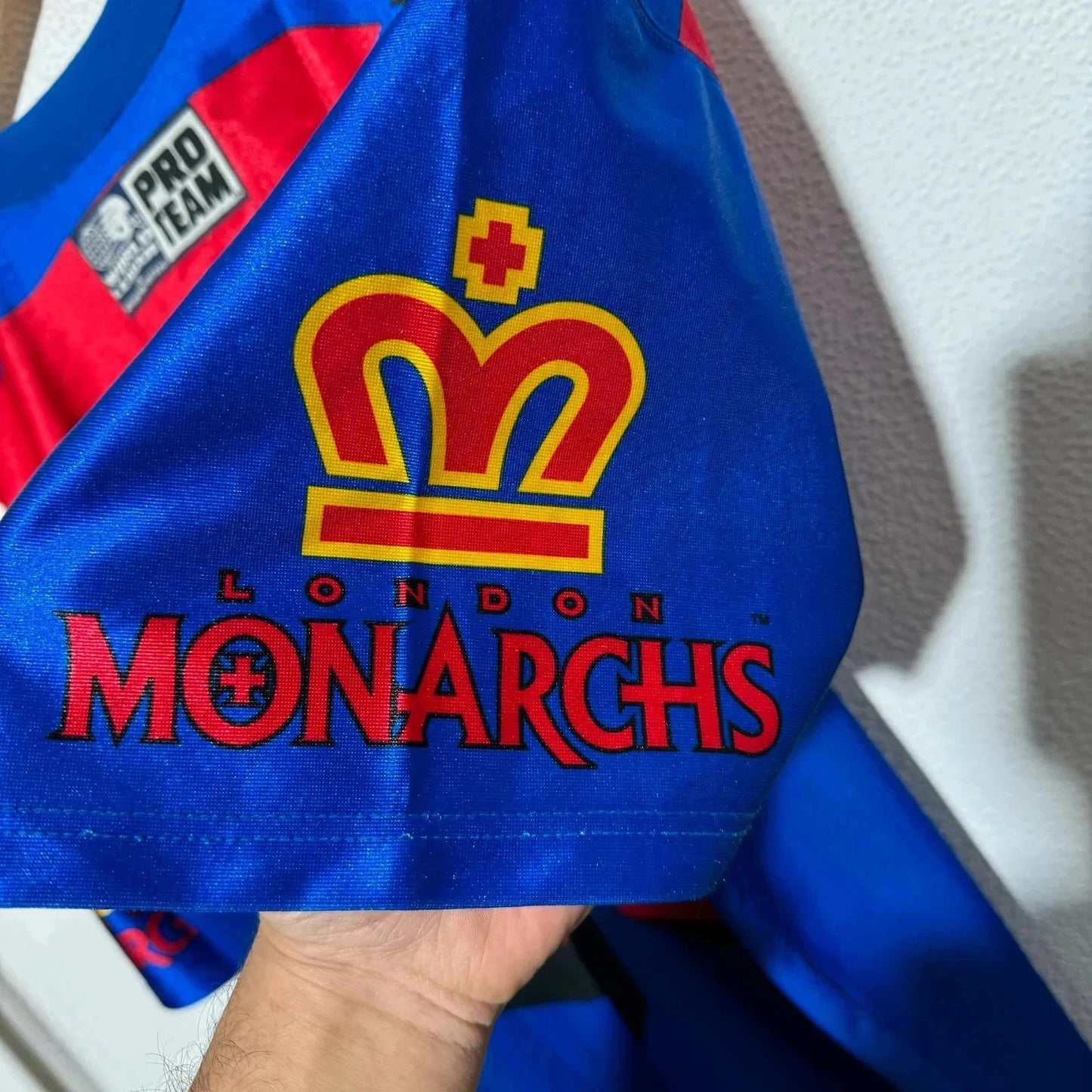Vintage 1995 London Monarchs Reebok NFL Jersey - Medium