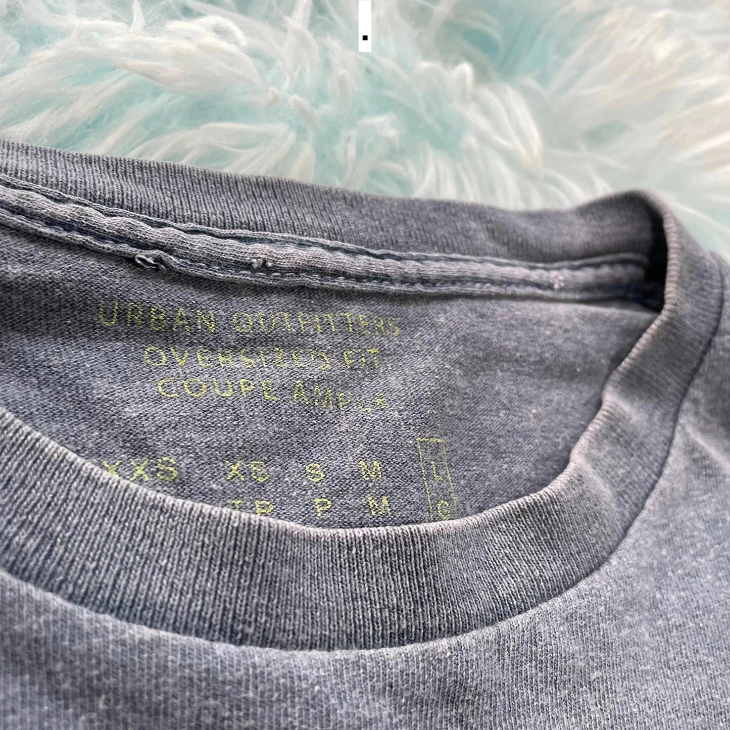 Faded Grey Def Leppard Band T Shirt Urban Outfitters - Large
