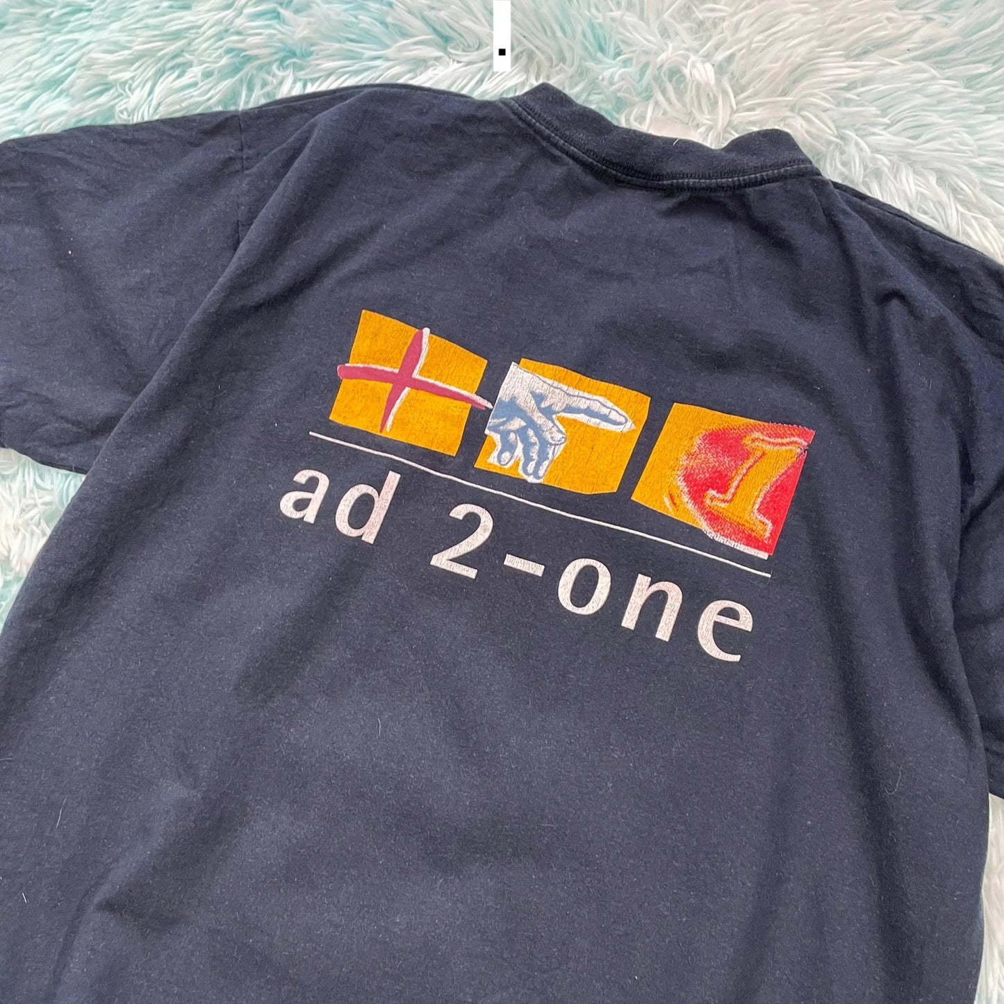 Vintage 00s Navy Graphic Print T Shirt - Large