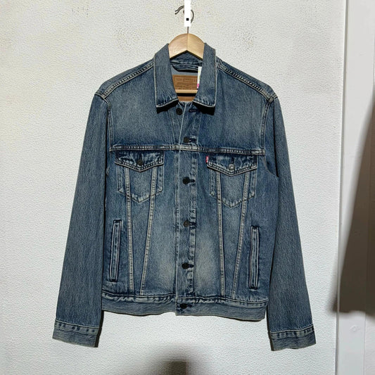 Blue Levi’s Premium Denim Jacket - Small