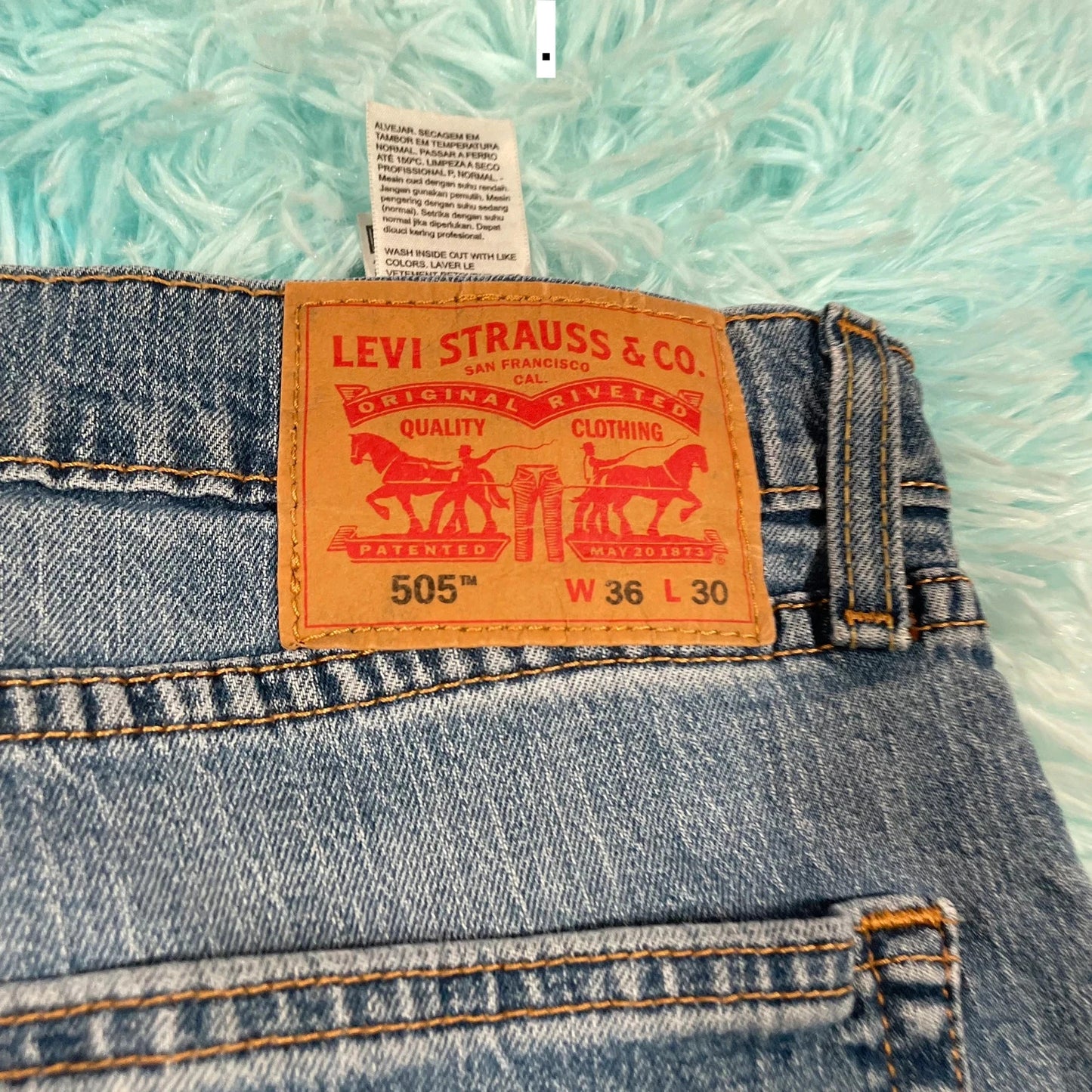 Vintage 00s Blue Levi’s 505 Jeans Straight Leg - 36W 30L