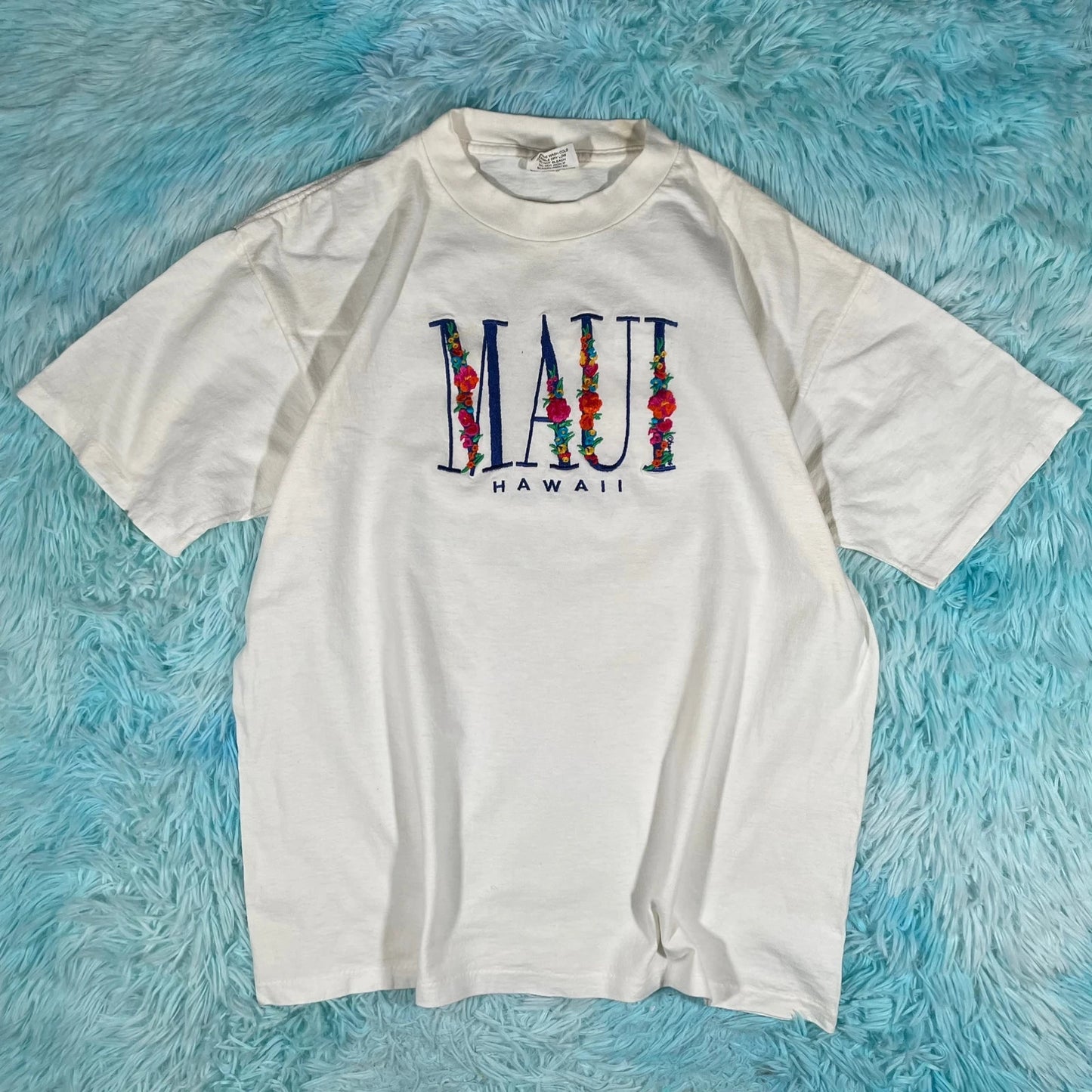 Vintage 90s White Maui Embroidered T Shirt - Large