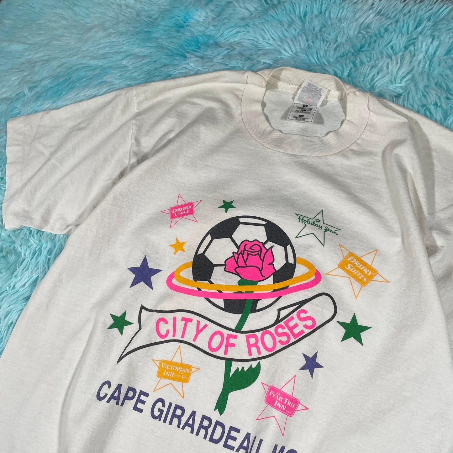 Vintage 90s White City of Roses Graphic T Shirt - Large