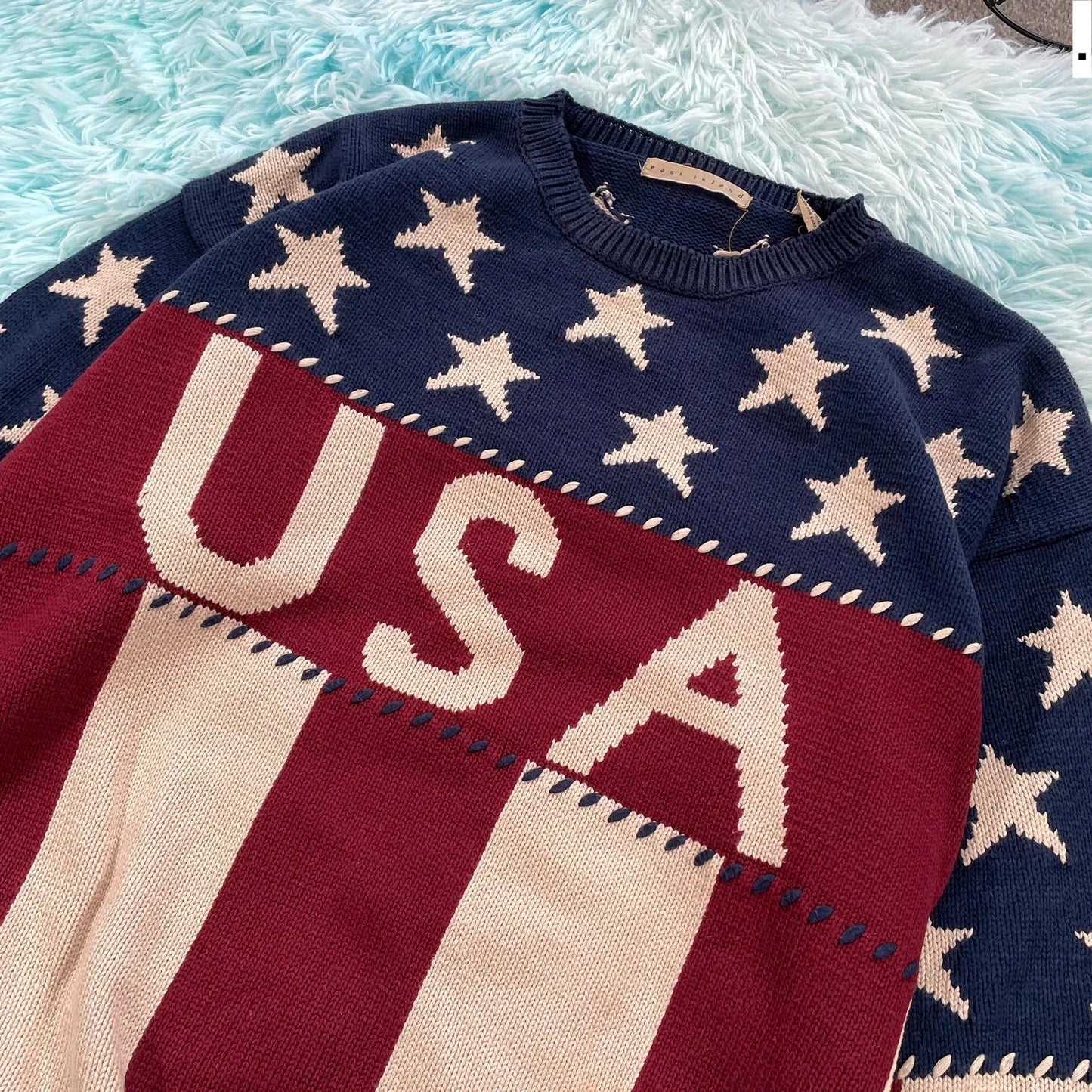 Vintage 90s USA Patterned Knitted Jumper - Large