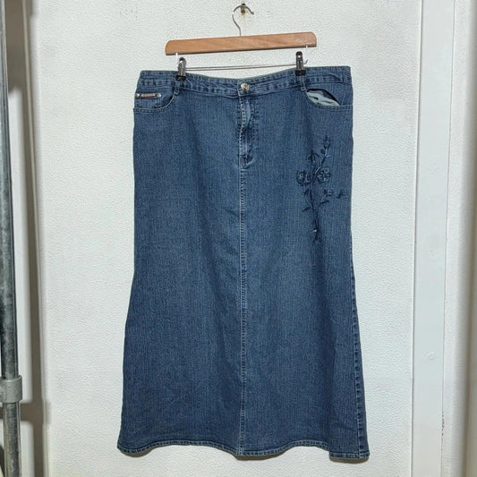 Vintage 00s Blue Denim Skirt Embroidered - Size 20