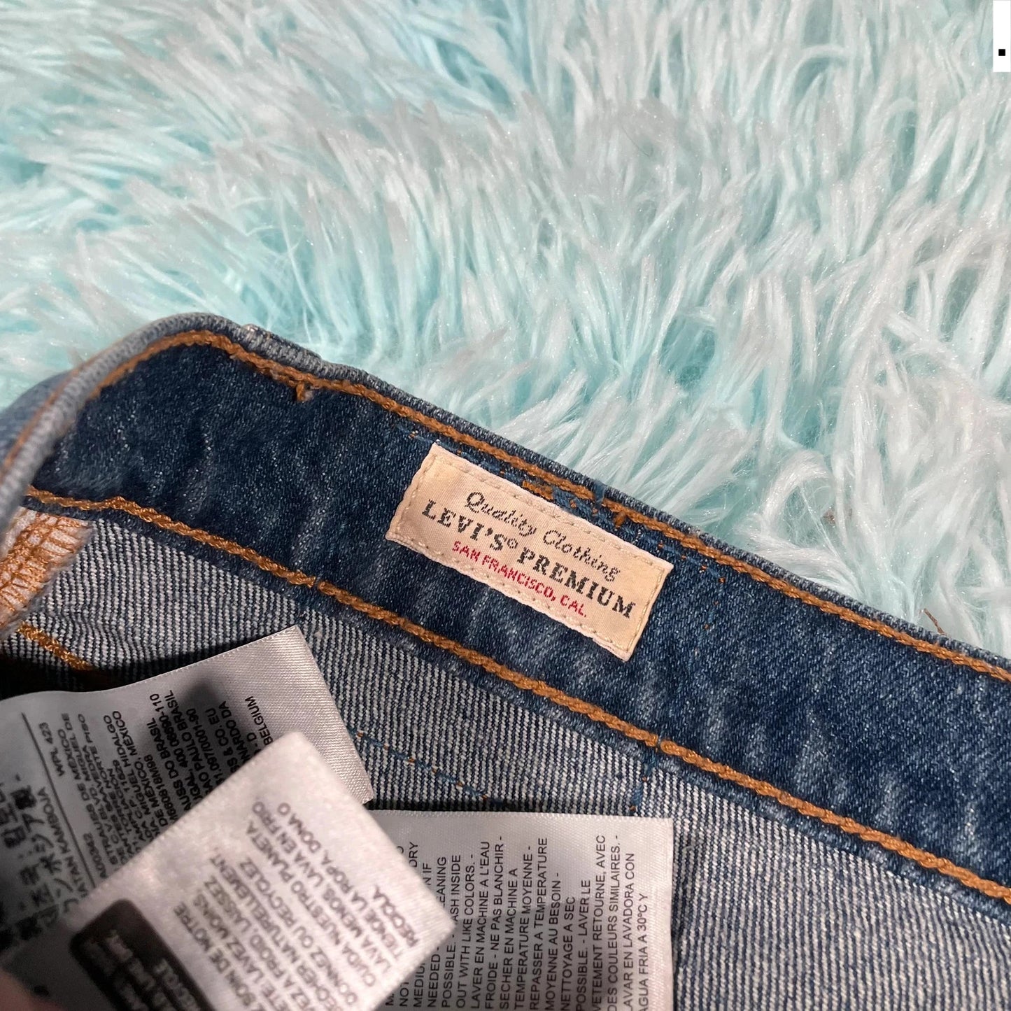 Blue Levi’s Jean Shorts Jorts - 32W