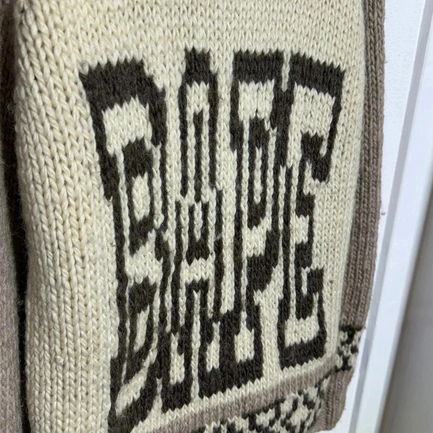 Cream & Beige BAPE Cowachan Knitted Jumper - Large
