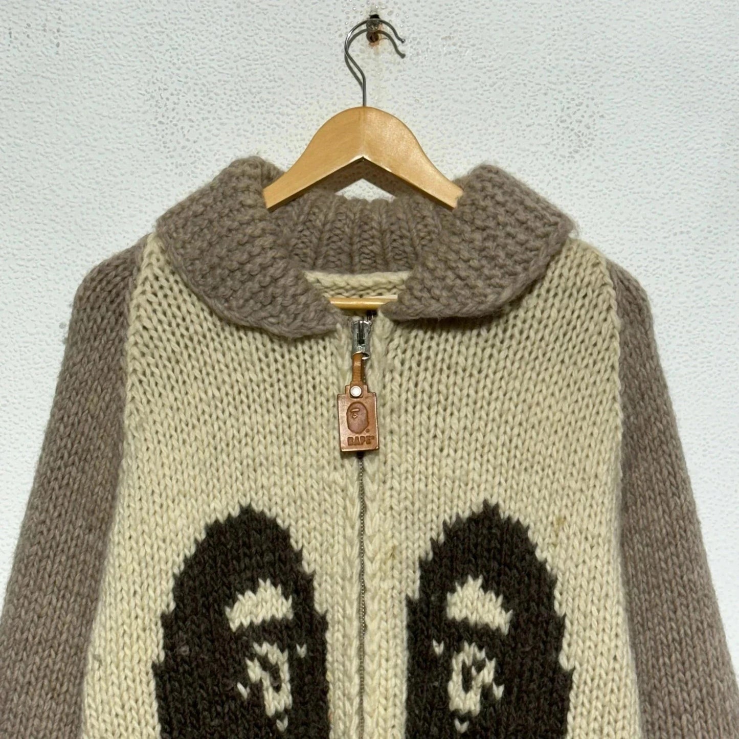 Cream & Beige BAPE Cowachan Knitted Jumper - Large