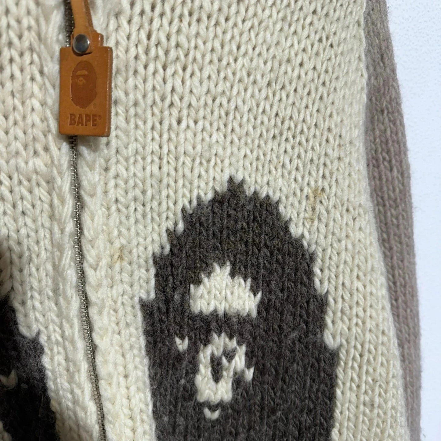 Cream & Beige BAPE Cowachan Knitted Jumper - Large