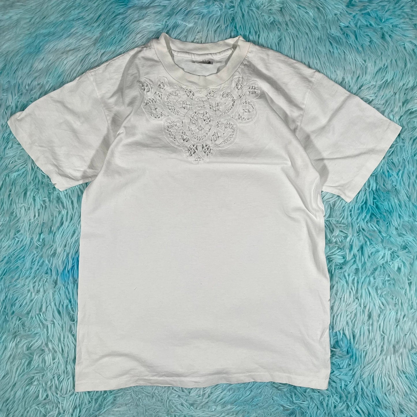 Vintage 90s White Patterned T Shirt - Medium