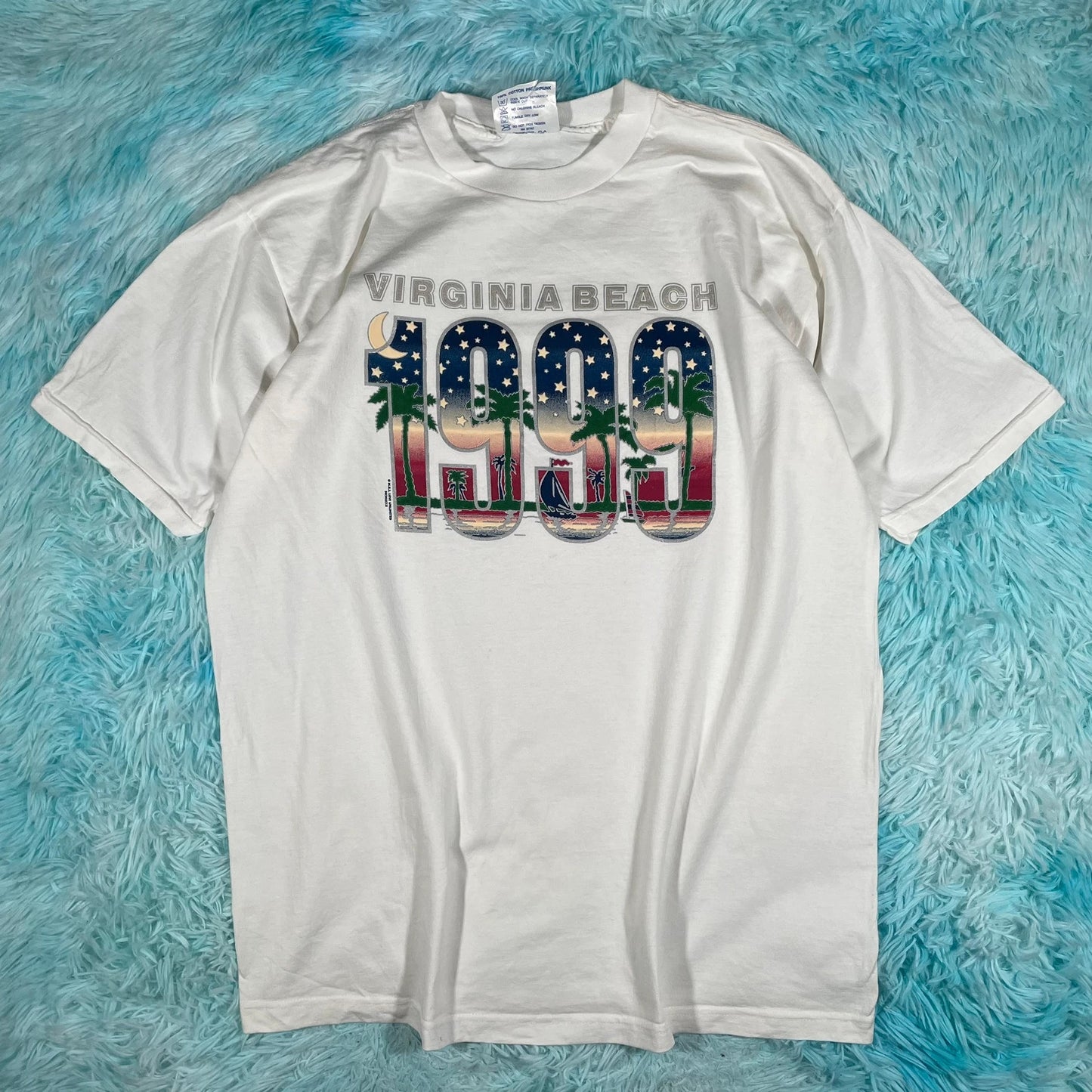 Vintage 90s 1999 White Virginia Beach Graphic T Shirt - Large