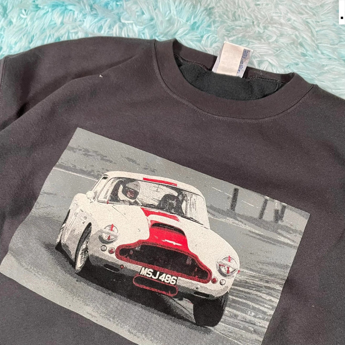 Vintage 00s Grey Aston Martin DB4 Graphic Sweatshirt - Large