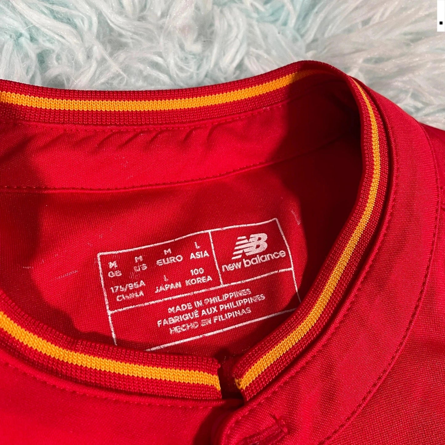 2016/17 Liverpool Shirt New Balance Home Kit - Medium