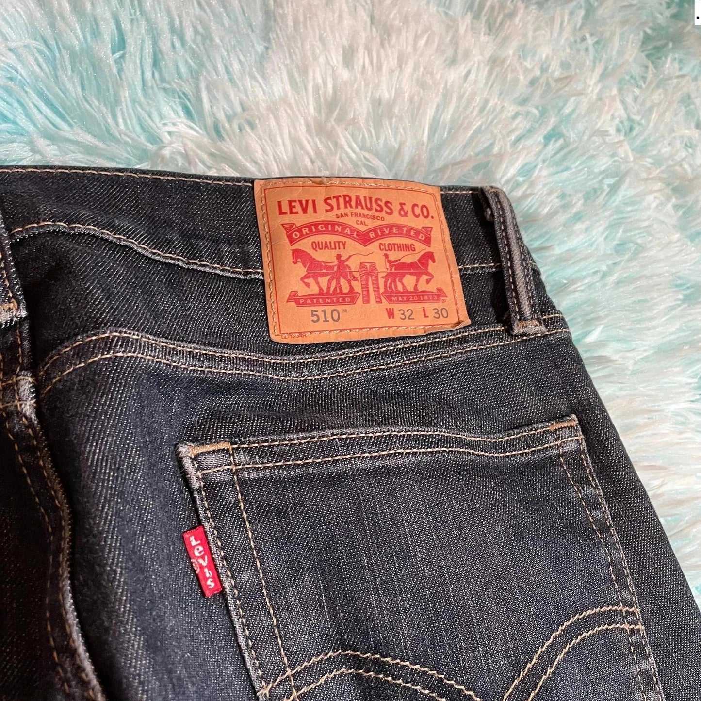 Navy Levi’s 510 Jeans Slim Fit Leg - 32W 30L