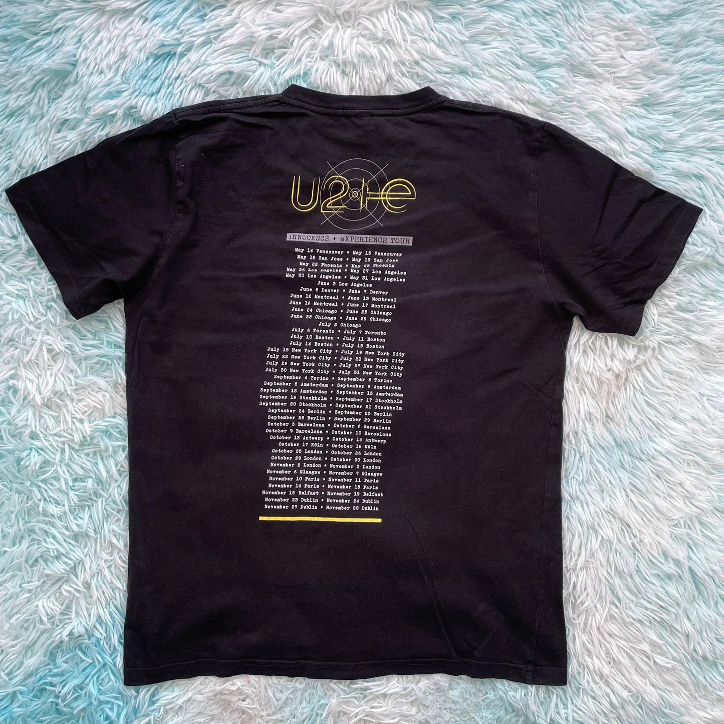 2015 Black U2 Band Graphic T Shirt - Medium