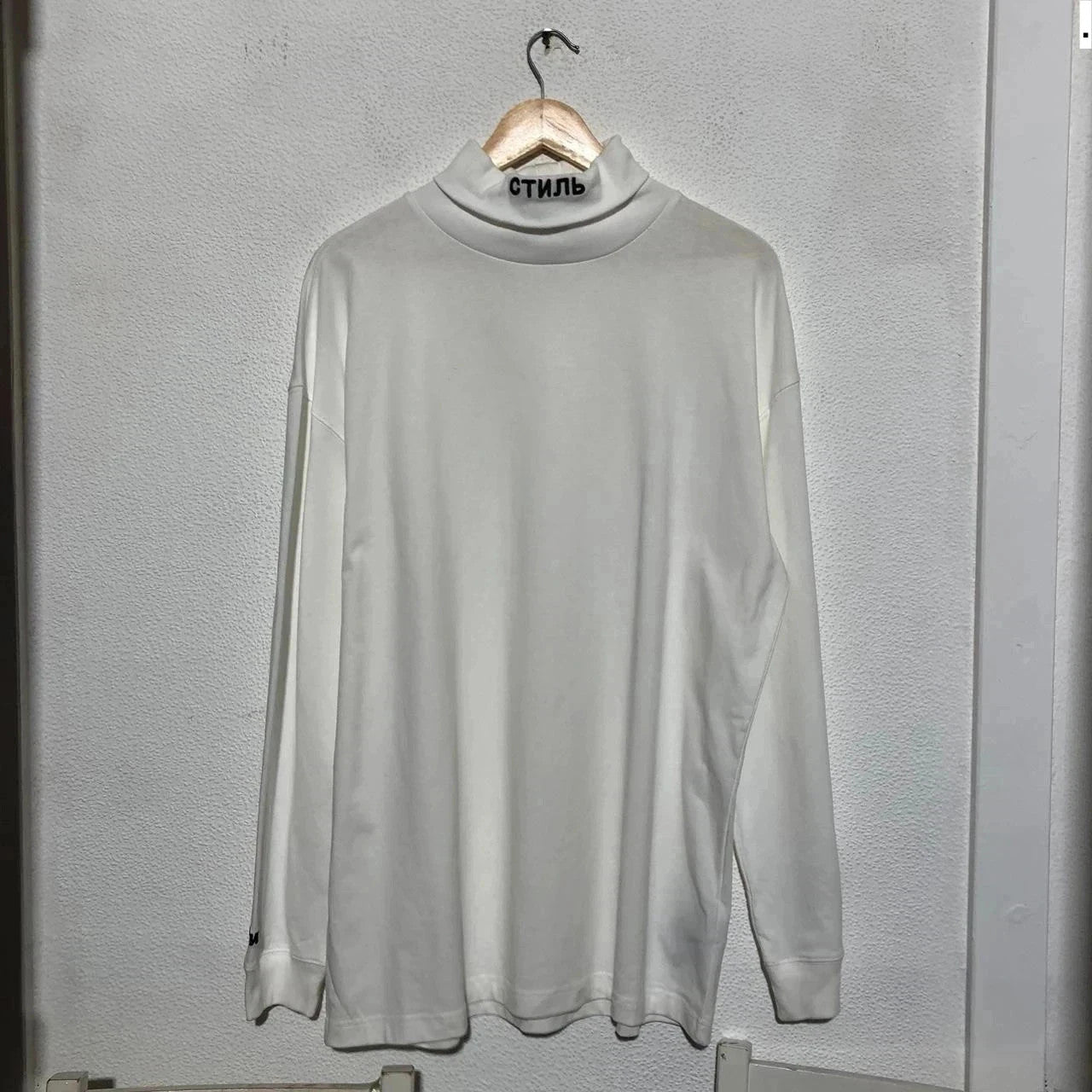 Vintage White Heron Preston Mock Neck T Shirt - Large