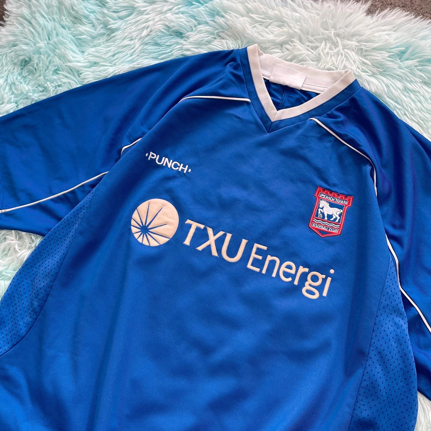 Vintage 2001 Ipswich Shirt Punch Home Kit - XL