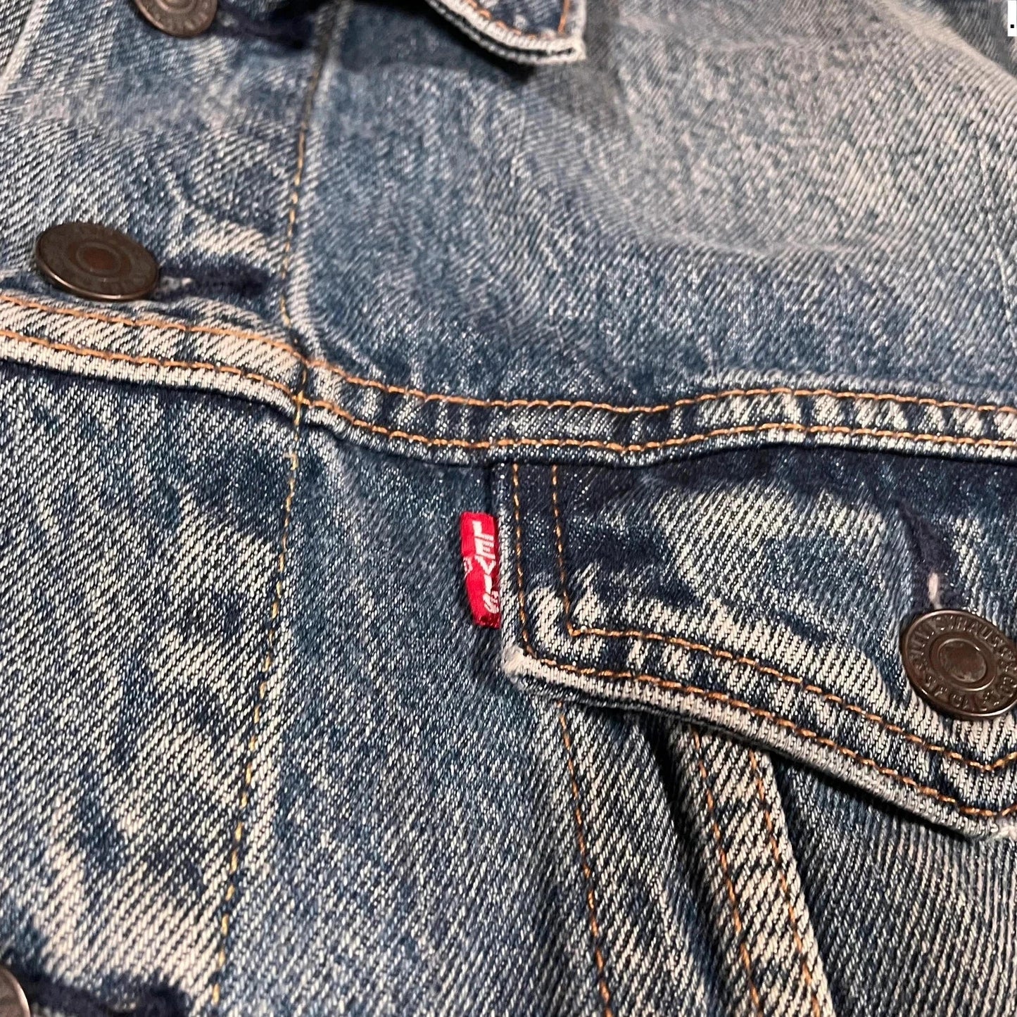Blue Levi’s Denim Jacket Premium - Small