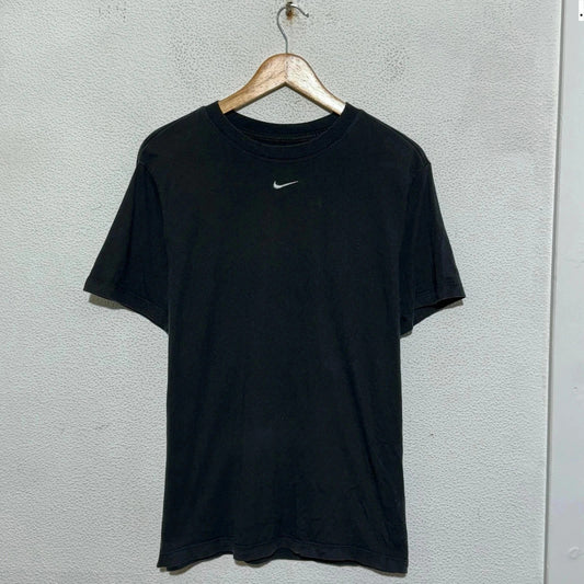 Black Nike T Shirt Centre Swoosh - XS