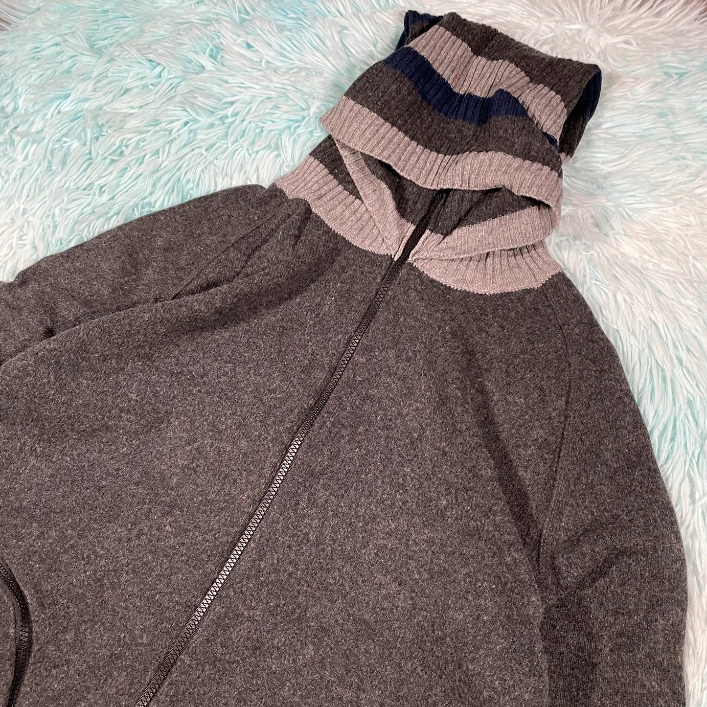 Vintage 00s Grey Dolce & Gabbana Knitted Jumper - XL