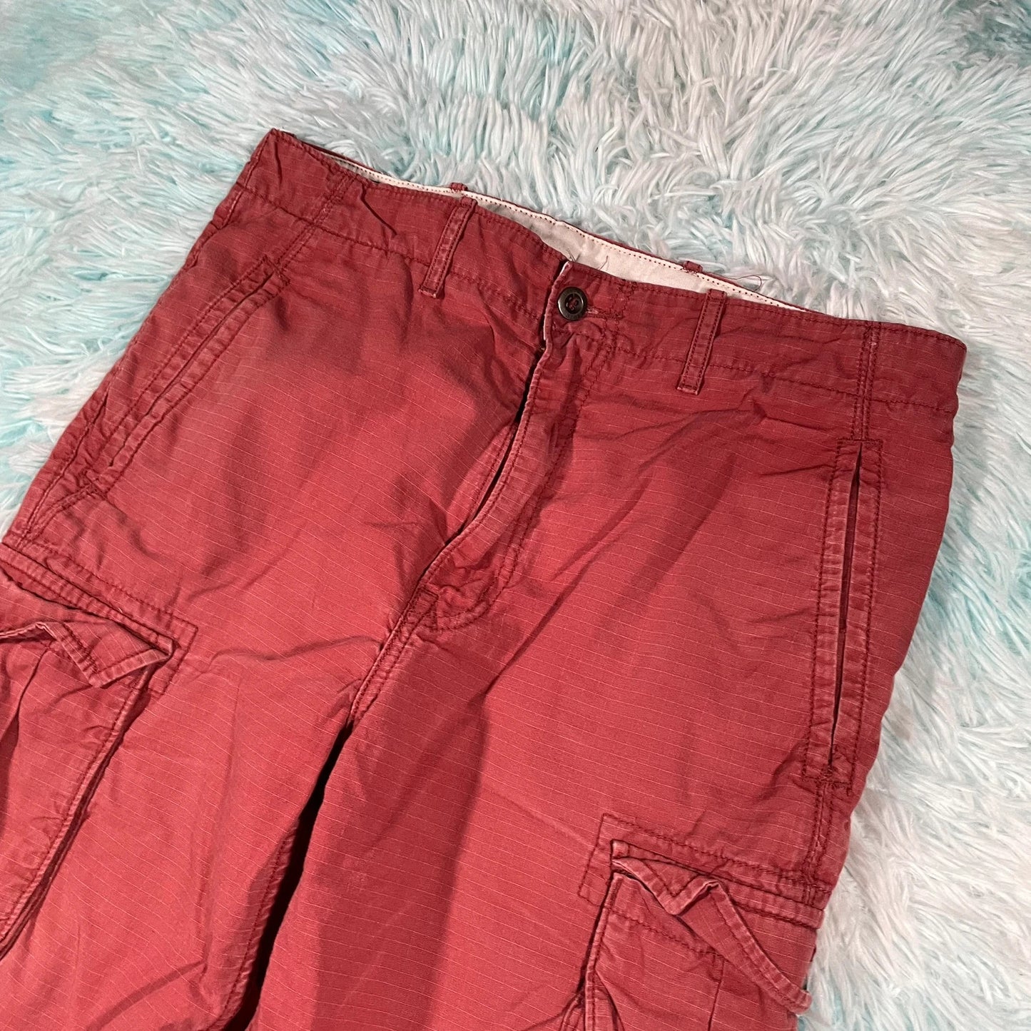 Vintage Red Levi’s Cargo Shorts - 32W