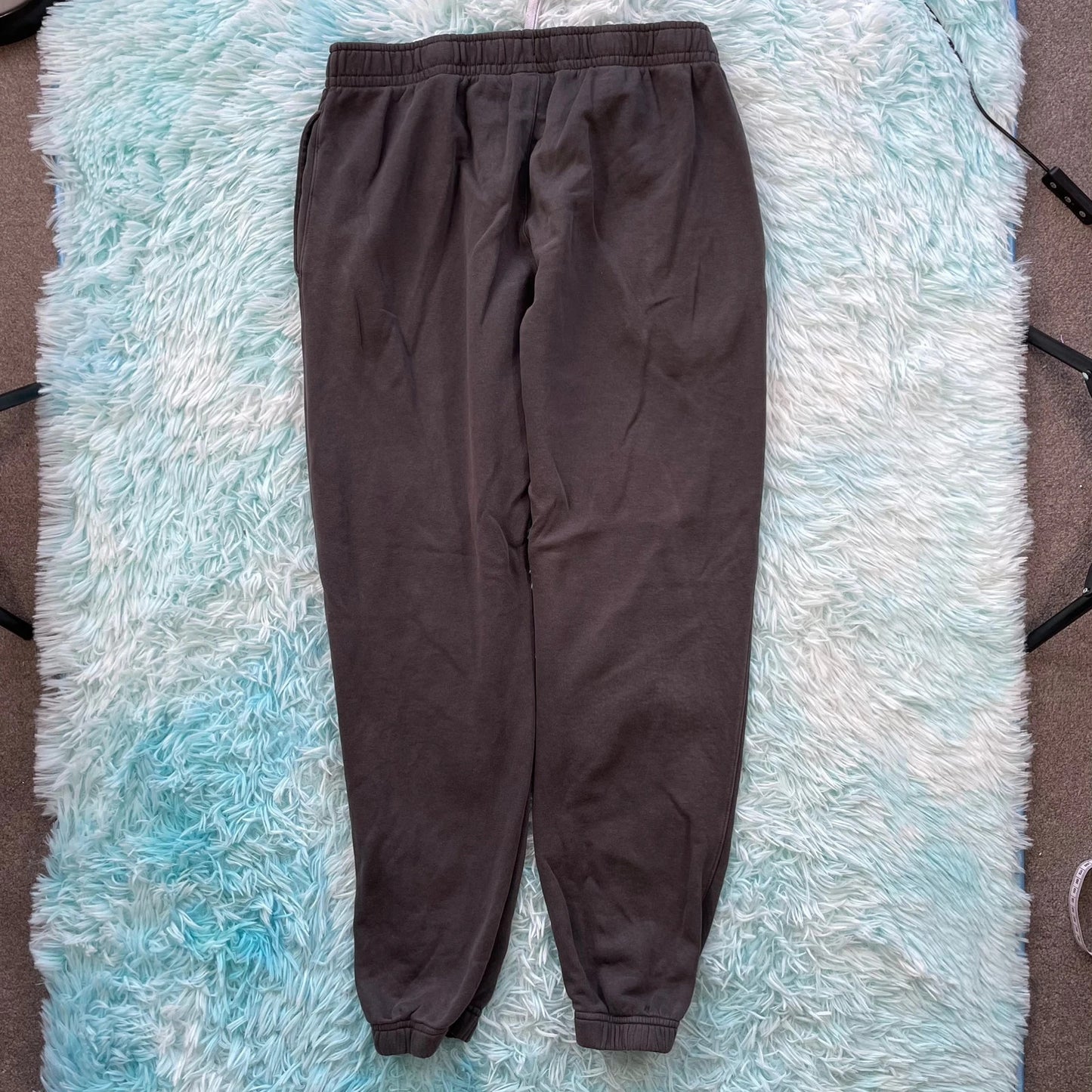 Grey Nike Club Joggers Jogging Bottoms - Large