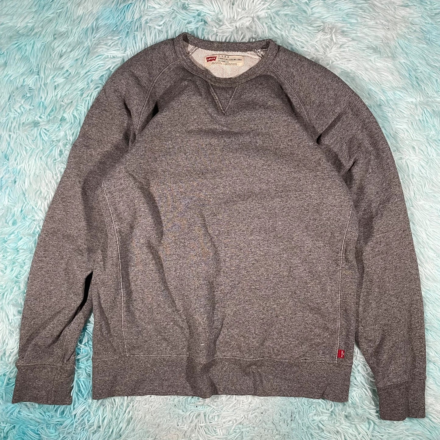 Plain Grey Levi’s Sweatshirt - XL