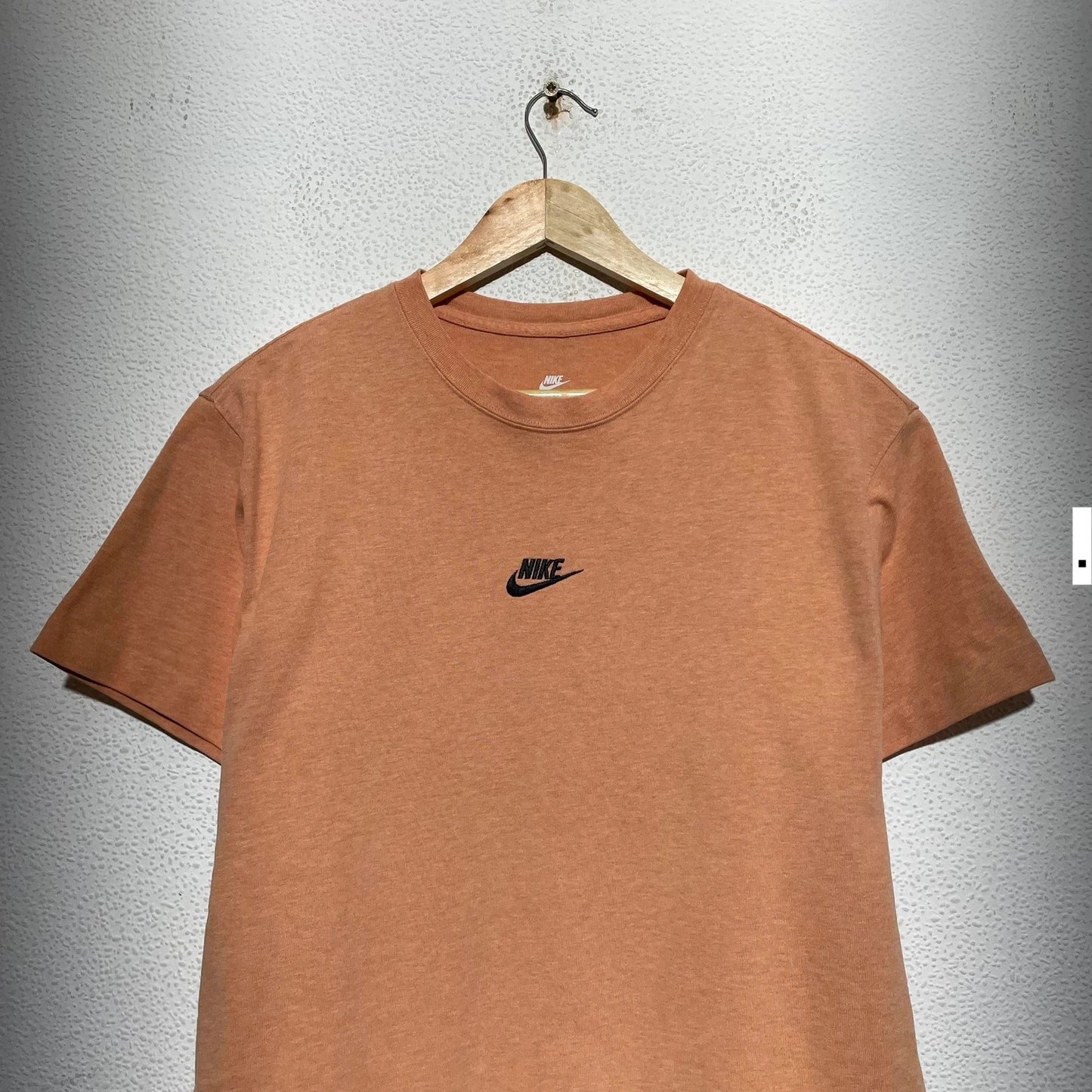 Peach Orange Nike T Shirt Plain - Medium
