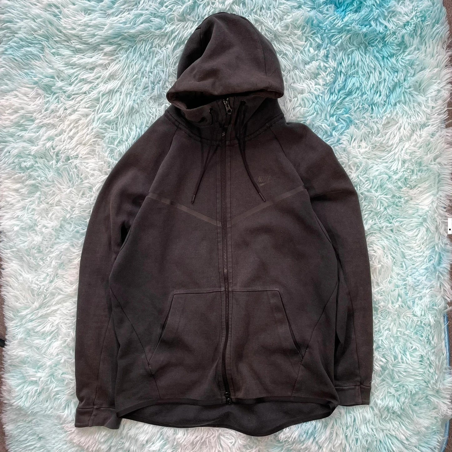 Black Nike Tech Fleece Hoodie - Medium