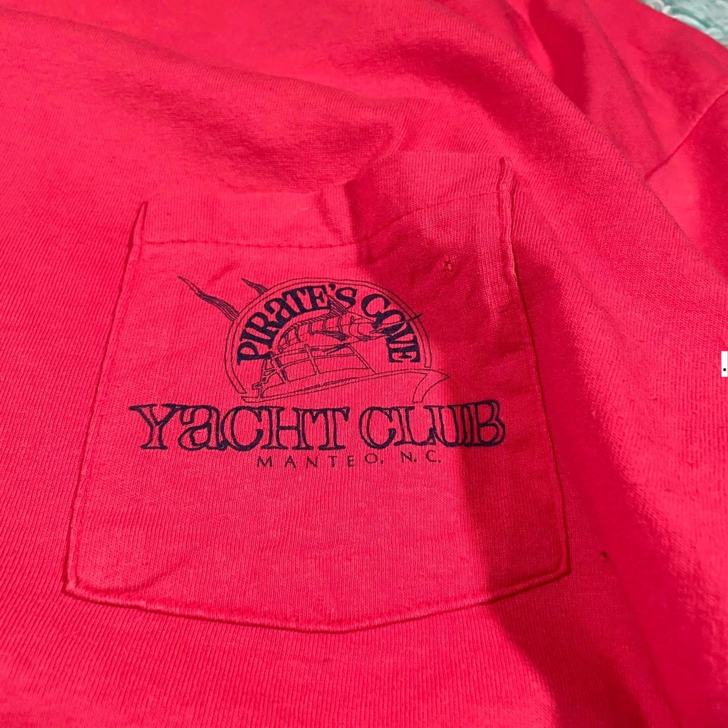 Vintage 90s Red Yacht Club Graphic T Shirt - XXL