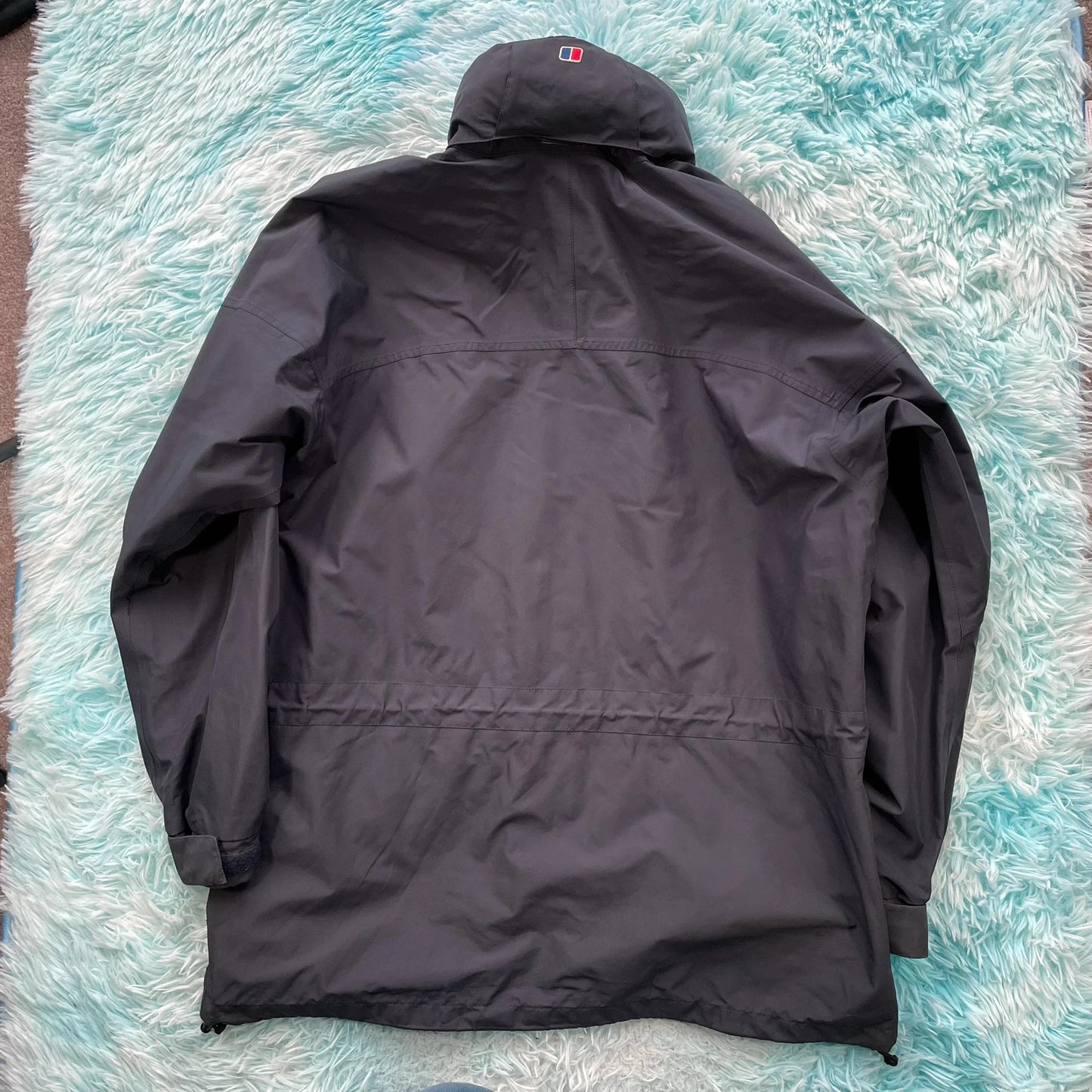 Grey Berghaus Gore-tex Windbreaker Jacket - Large
