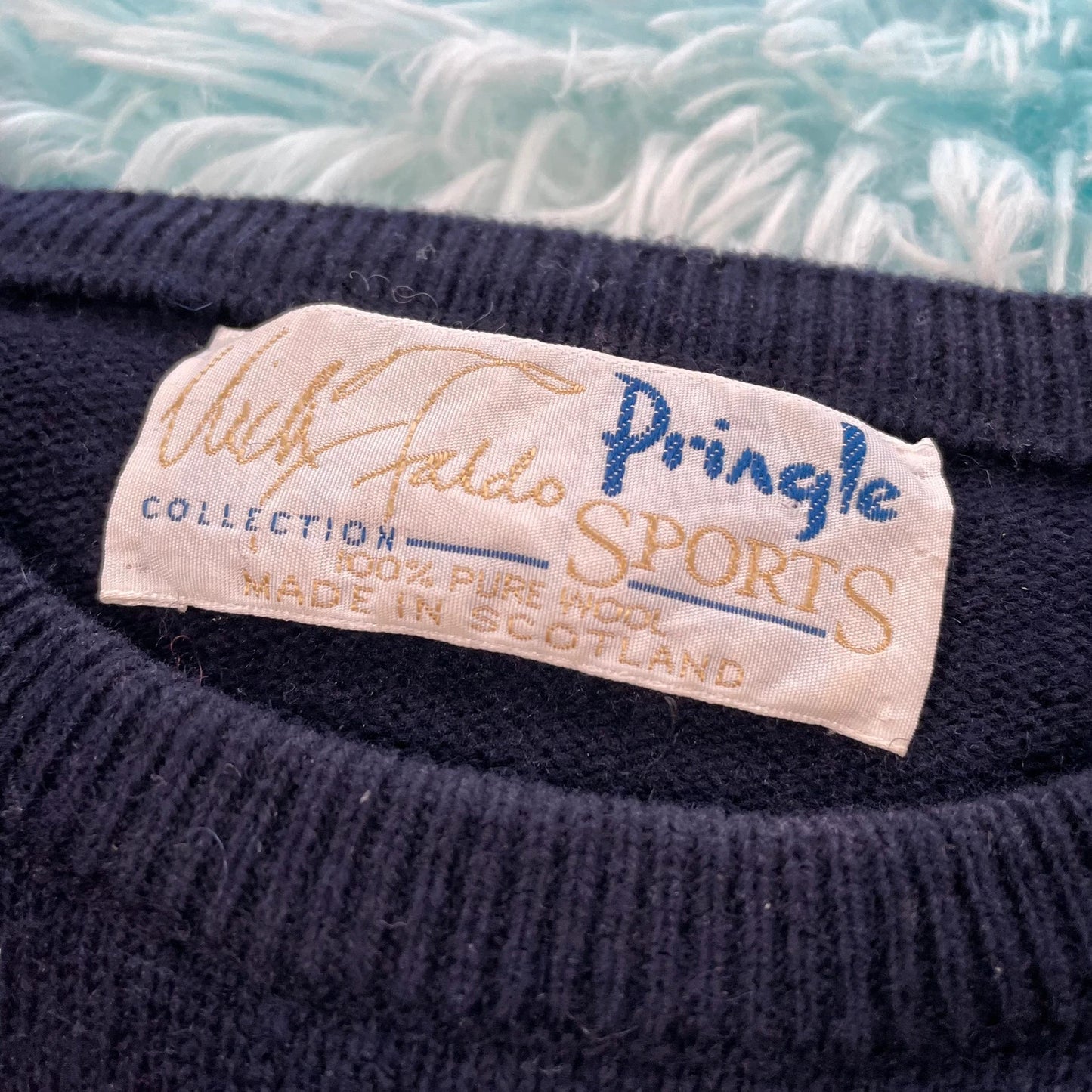 Vintage 90s Navy Golf Pringle Knitted Jumper - Large