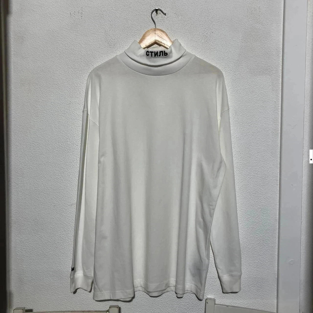Vintage White Heron Preston Mock Neck T Shirt - Large