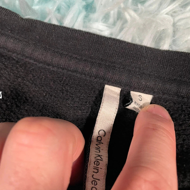 Black Calvin Klein Sweatshirt - Large