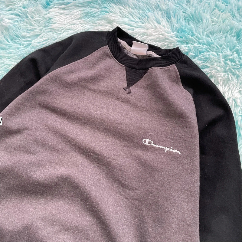 Grey & Black Champion Sweatshirt - Medium