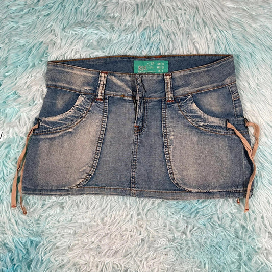 Vintage Y2K Denim Mini Skirt - Size 8