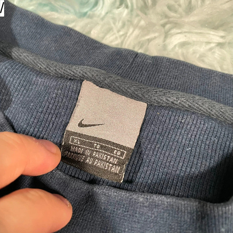 Vintage 00s Navy Nike Sweatshirt - XL