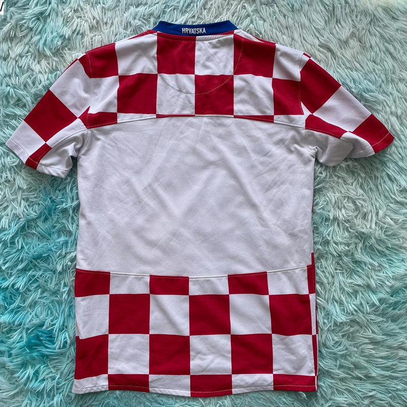 2008 Croatia Football Shirt Nike - Small