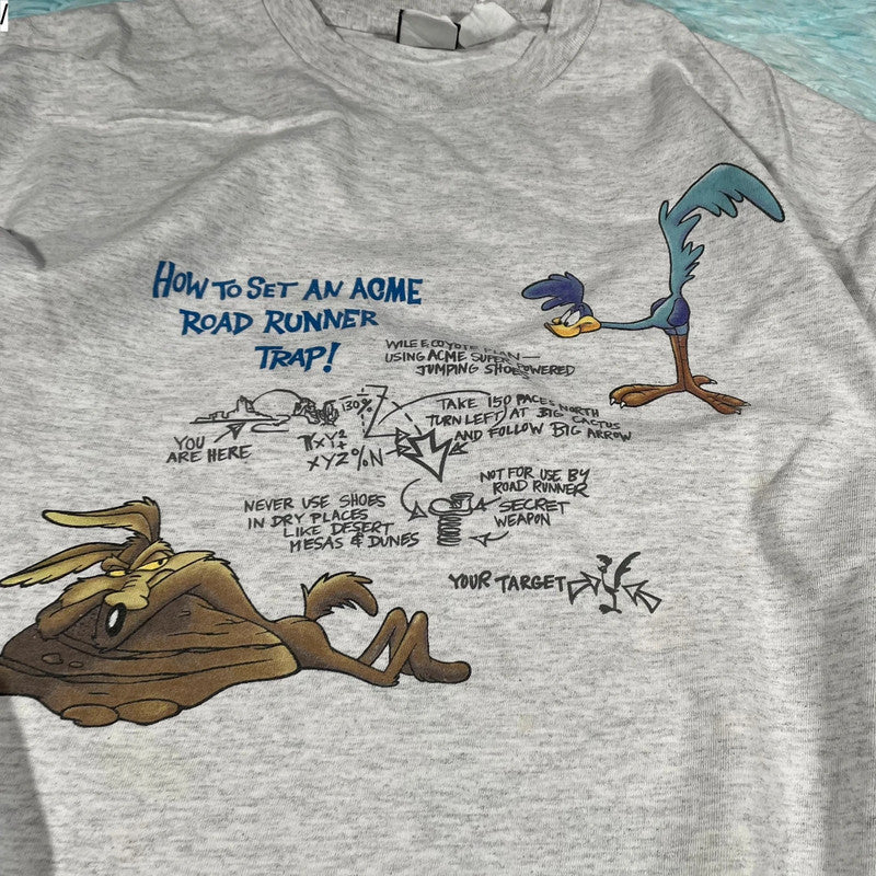 Vintage 90s Grey Looney Tunes Graphic T Shirt - XL