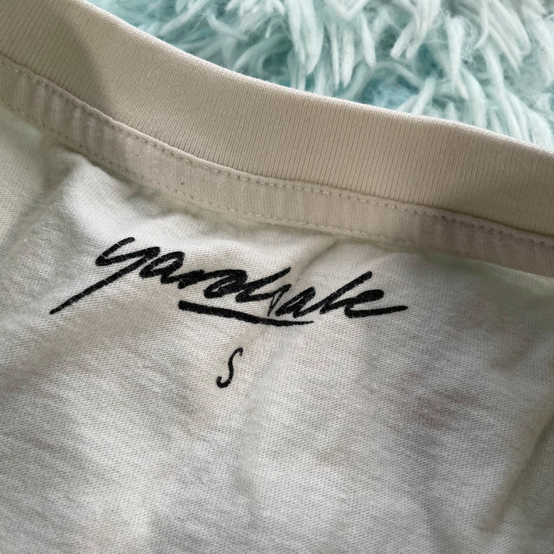 White Yardsale Graphic T Shirt Phantasy - Small